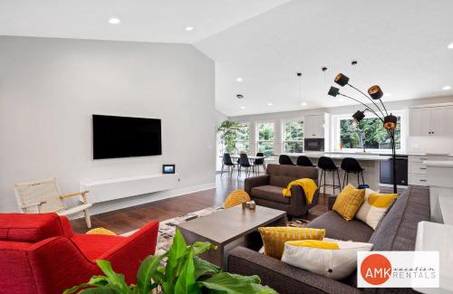 Saugatuck Casa | Destined for Relaxation