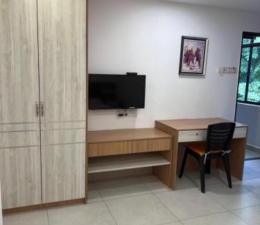 Central Seberang Perai Hotel | Destiny Inn Homestay