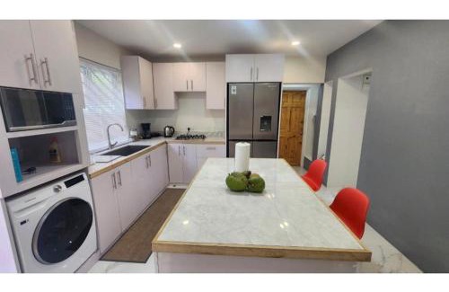 Soufriere Quarter Casa | Destiny Suites