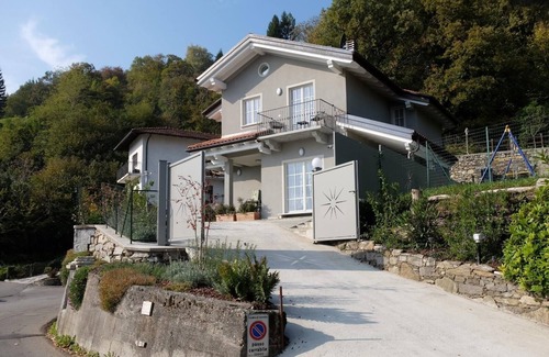 Sant'Agata Casa | Casa independiente de 3 dormitorios con hermosa área al aire libre y vista al lago de ensueño