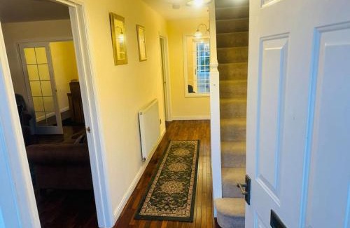 Warrington Apartamento | Detached 4 Bed Family Home