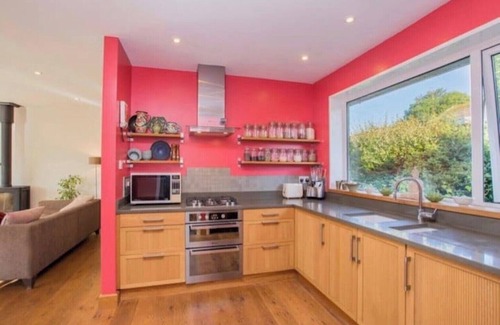 Totnes Casa | Detached Bungalow With Awesome Views, Totnes