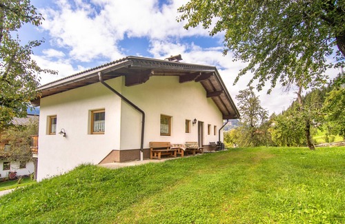 Gerlosbergeben Casa | Detached chalet on farm