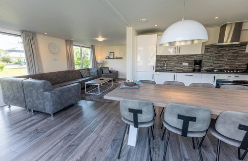 Lochem Casa | Detached chalet with 5 bedrooms and 2 bathrooms