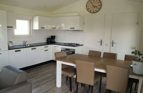 Susteren Chalet De Esquí | Chalet independiente con lavavajillas