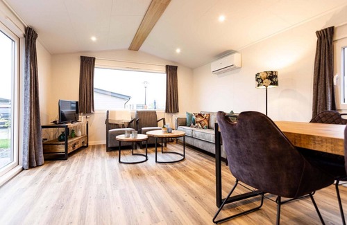 Avenhorn Chalet De Esquí | Detached comfortable holiday home for four people, with an amazing terrace.