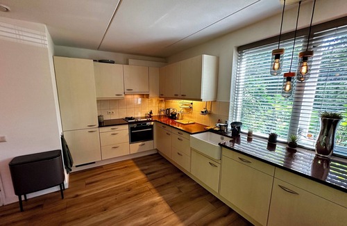 Schoonloo Casa | Detached country house in Drenthe with large garden, terrace & beautiful views