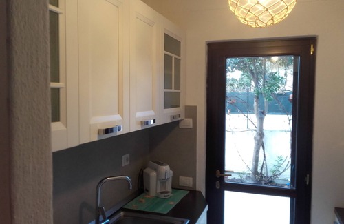 Latina Lido Villa | Casa unifamiliar en 2 niveles cerca del mar, recientemente renovada, super equipada