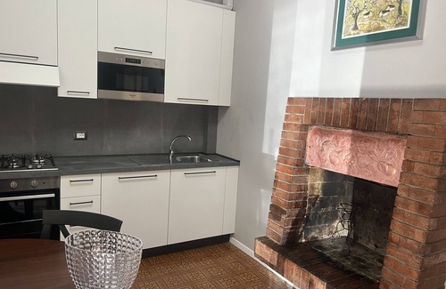 Castel Bolognese Condominio | Detached house facing large gardens