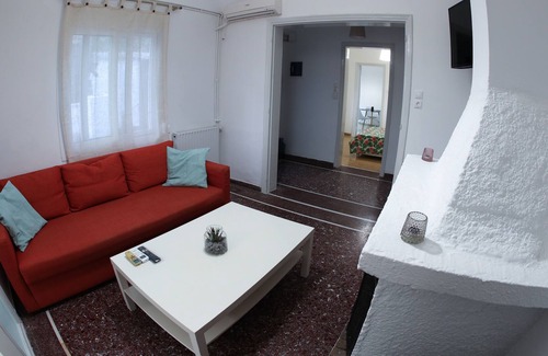 Filopappou Casa | Detached house 1km from Acropolis Filopappou Hill