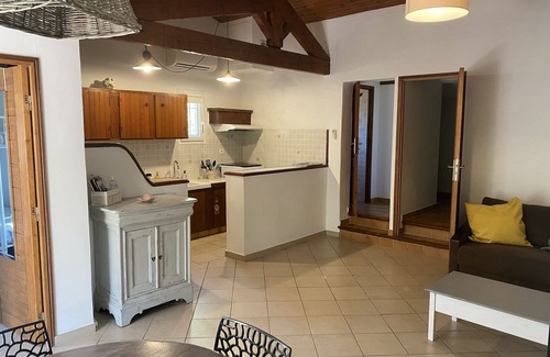 Sanary-sur-Mer Casa | Detached house 55m2 country setting ( le mas des anges )