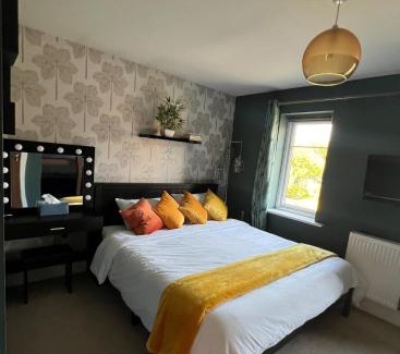 Sheffield Casa | Detached house for family