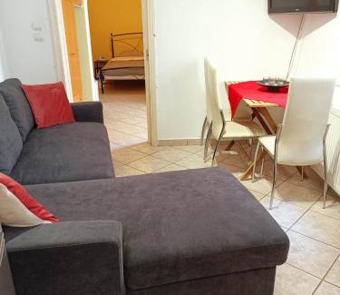 Agios Dimitrios Casa | Detached house with a lovely yard 5' walk from Metro Station Agios Dimitrios and METRO MALL