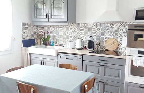 L'Epine Casa | Detached house with dishwasher, enclosed garden, near beach and center
