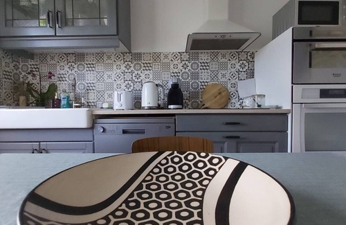 L'Epine Casa | Detached house with dishwasher, enclosed garden, near beach and center