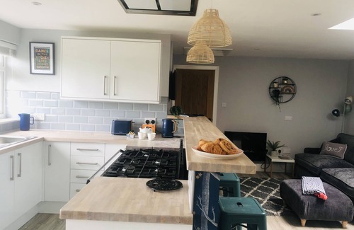 Winnard's Perch Casa | Detached, peaceful, spacious with easy access and very large garden