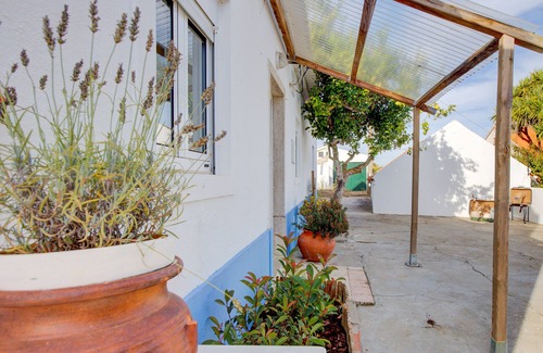 Castelo Apartamento | Detached property in Serra da Azóia in Sesimbra
