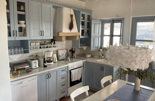 Skala Casa | Detached, quiet domicile near the beach, Skala / Merikas Bay, EOT proof