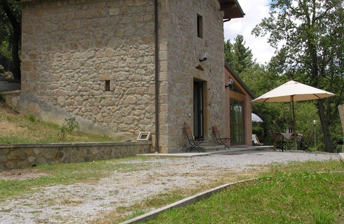 Castel del Piano Casa | Rústico independiente en una hermosa finca con piscina y cancha de tenis