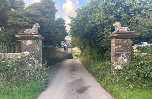 Hartland Casa | Detached stone Barn Conversion in a Peaceful AONB in North Devon