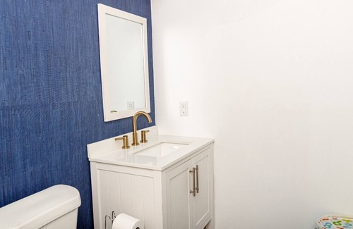 Willow Meadows/Willowbend Area Apartamento | Detached Studio apartment with outdoor pool