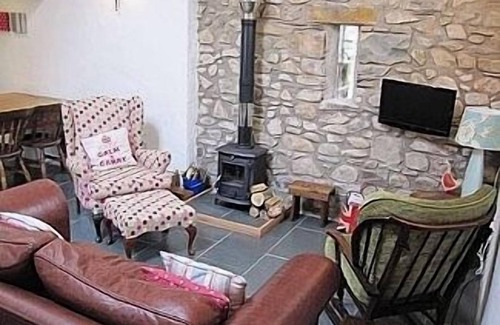 Pontfaen Cabaña | Independiente tradicional galesa Cottage Ubicado en Pembrokeshire Nacional Par