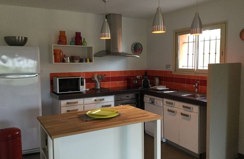 Cirendinu Villa | Villa independiente, nuevo, en la comodidad contemporánea Córcega sur