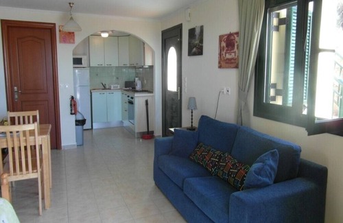 Ratzakli Apartamento | Villa independiente con piscina - Apartamento familiar de 1 dormitorio: (para 4 personas)