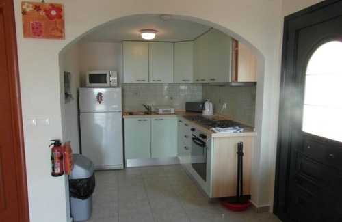 Ratzakli Villa | Villa independiente con piscina: capacidad para 6 a 10 personas