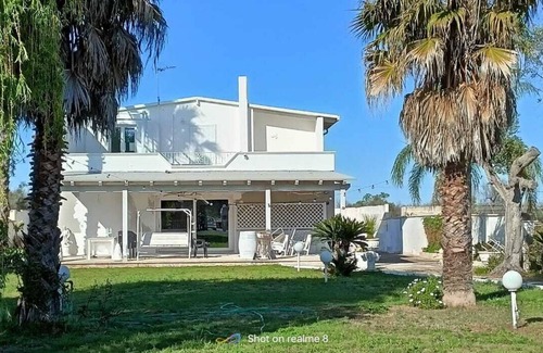 Leverano Apartamento | Detached villa with pool 11x5