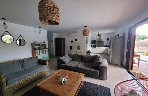 Lit-et-Mixe Casa | CASA INDEPENDIENTE MADERA 4 CH PISCINA CLIMATIZADA Y MEZCLADA