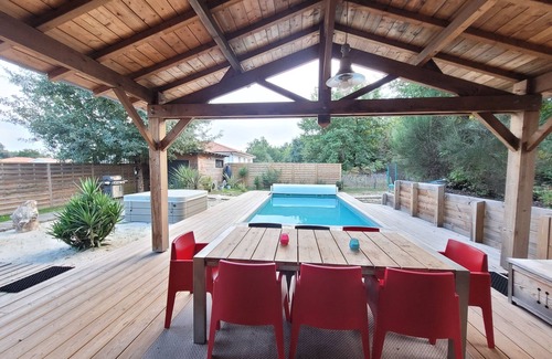 Lit-et-Mixe Casa | CASA INDEPENDIENTE MADERA 4 CH PISCINA CLIMATIZADA Y MEZCLADA