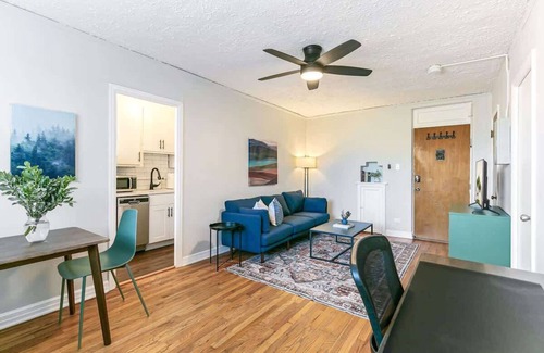 City Park Apartamento | Detroit by Modern Midstay / On City Park! #T25