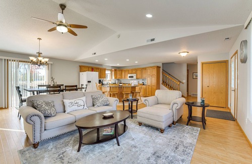 Detroit Lakes Casa | Detroit Lakes Home: Walk to Marina!