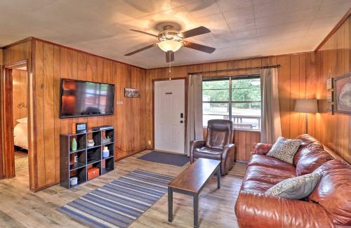 Greers Ferry Casa | Devils Fork Resort Cabin with Designated Boat Slip!