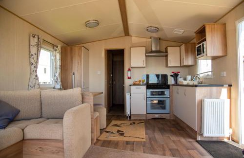 Exmouth Otro | Devon Cliffs Holiday Home