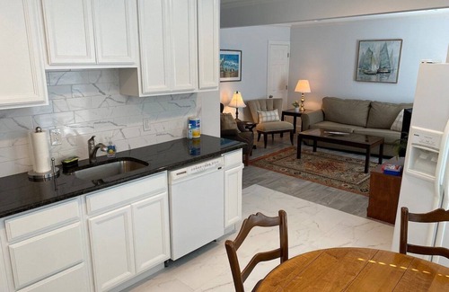Wayne Apartamento | Devon - Horse Show, History, Walk to Shops, Café's