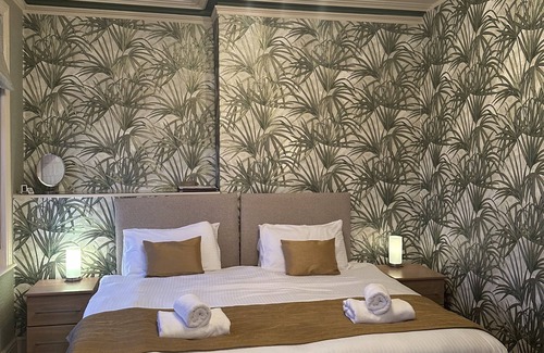 Eastbourne Casa | Devonia Express