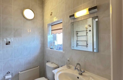 Eastbourne Casa | Devonia Express