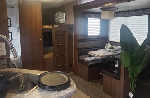 Gadsden Casa | Dew Drop Camper at River Rocks Landing
