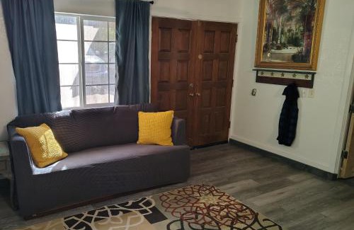 Squaw Valley Casa | Dew Drop Inn Kings Canyon National Park
