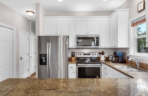 Santa Rosa Beach Casa | Dew Drop Inn - Santa Rosa Retreat, Walk to Beach, Pools & More!