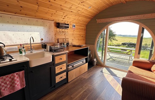 Compton Martin Cabaña | DEW POND, romantic, with open fire in Blagdon