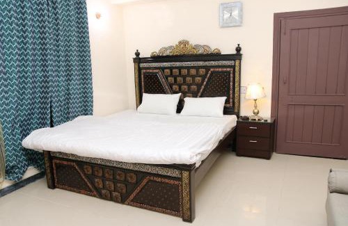 Kohat Casa | Dewan e Khas Guest House