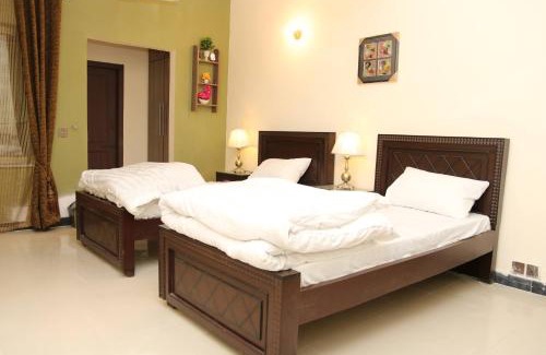 Kohat Casa | Dewan e Khas Guest House