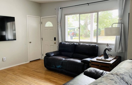 St. Petersburg - Clearwater Casa | Dex's St. Pete House- Pet Friendly Fenced-In Yard, St. Petersburg, FL