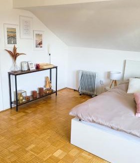 Freilassing Apartamento | DG L- 40m2 2-Zimmer Wohnung nähe Salzburg