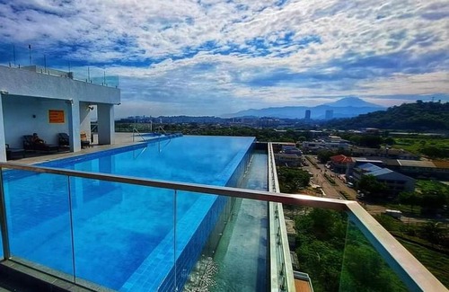 Tanjung Aru Apartamento | Dgku homestay ARU SUITES