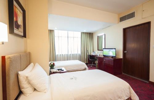 Dhaka Hotel | Dhaka Regency Hotel & Resort