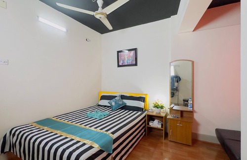 Dhanmondi Hotel | Dhanmondi Lake View Hotel